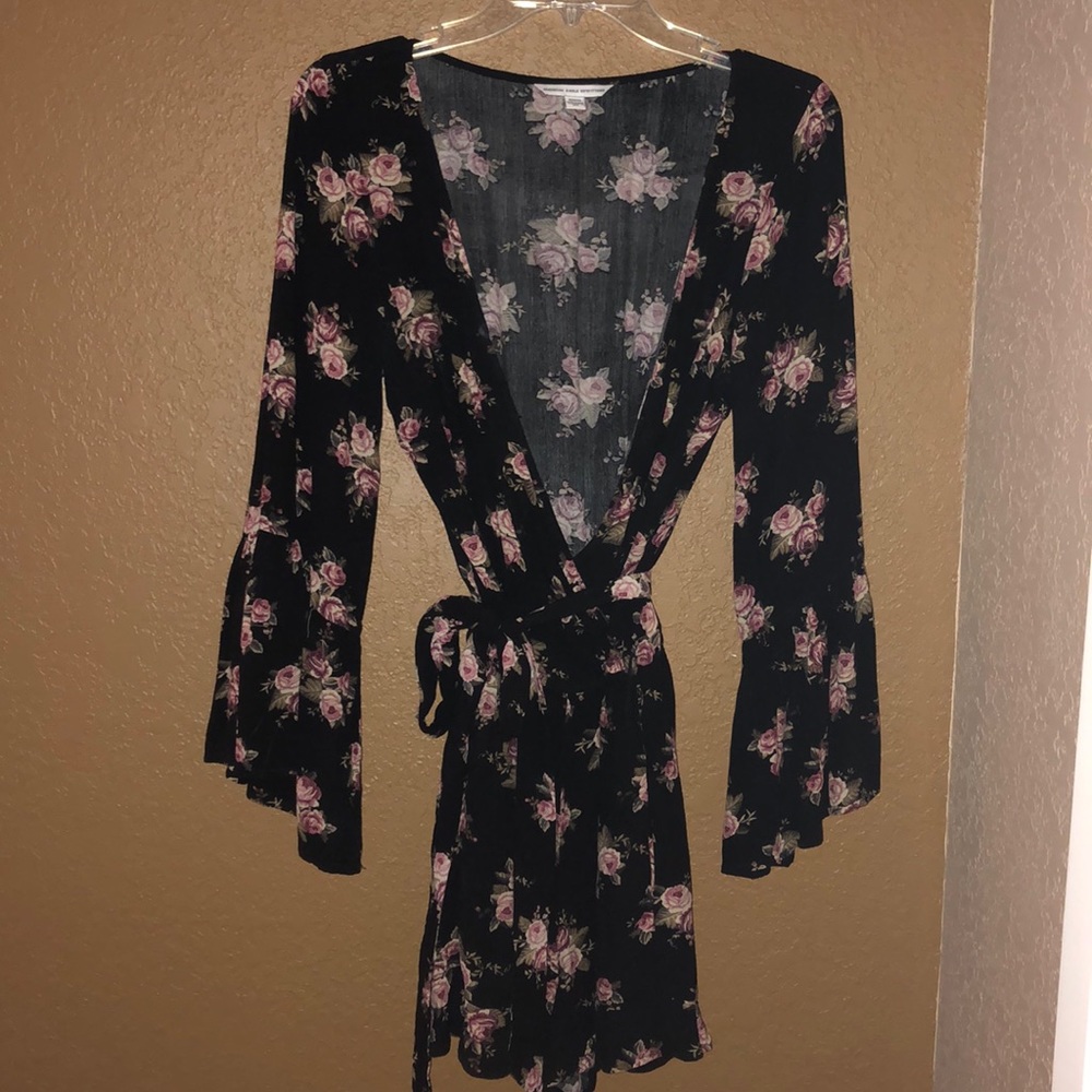 american eagle floral romper